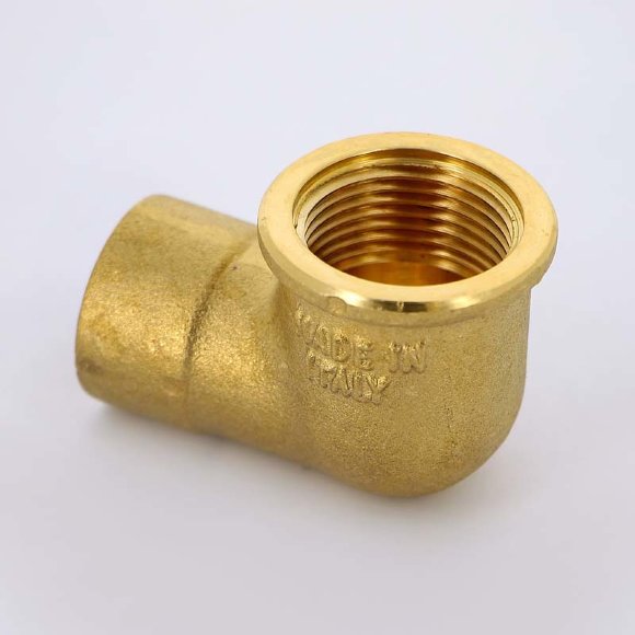 Угол В UNI-FITT 1/2"x3/4" Угол В UNI-FITT 1/2"x3/4"