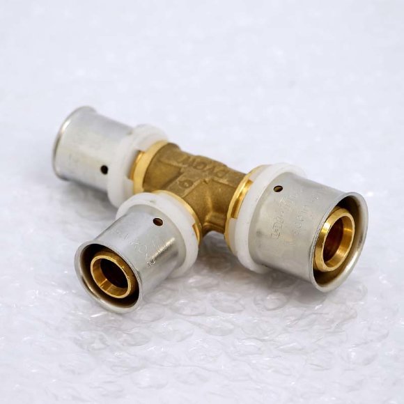 Тройник пресс UNI-FITT 26х20х20 Тройник пресс UNI-FITT 26х20х20