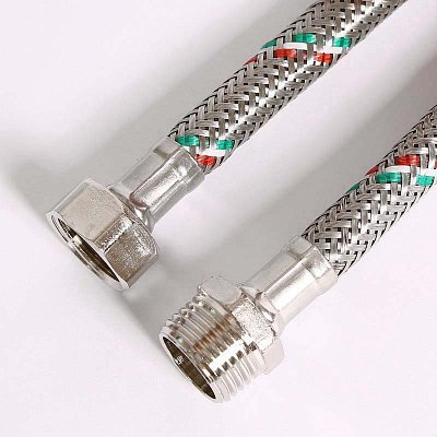 Гибкая подводка для воды UNI-FITT НВ 1/2" 30 см оплетка из нержавеющей стали Гибкая подводка для воды UNI-FITT НВ 1/2" 30 см оплетка из нержавеющей стали